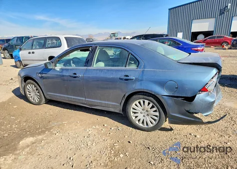 2011 Ford Fusion Hybrid z USA, uszkodzony, nr VIN 3FADP0L38BR179996